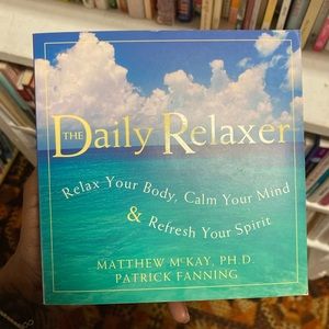 The Daily Relaxer By Mathew McKay Book